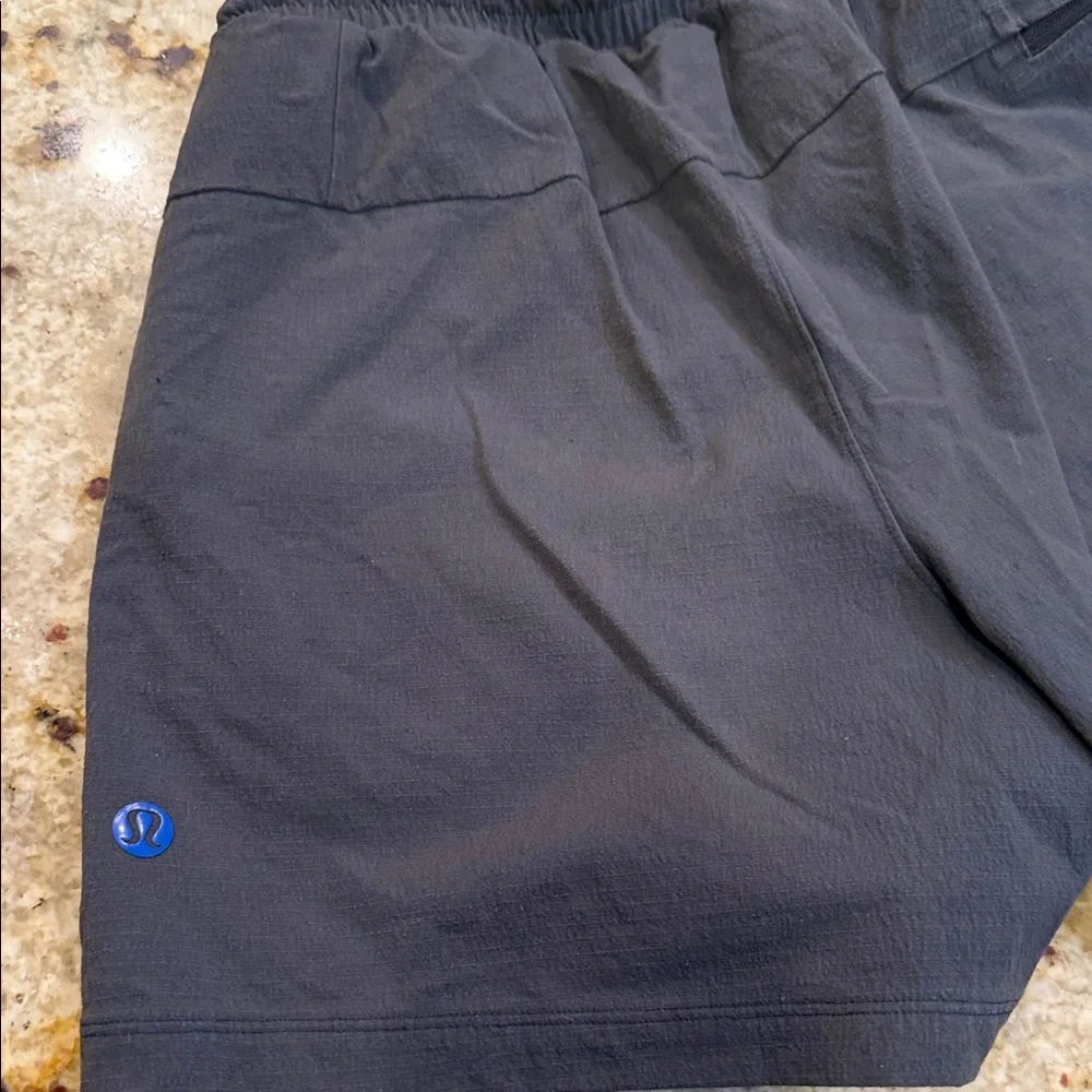 Lululemon  charcoal Casual Shorts size boys M - Picture 2 of 9